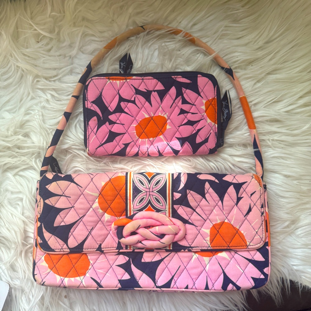Vera Bradley Pink Daisy Shoulder Bag Quilted Magnetic Closure+matching wallet